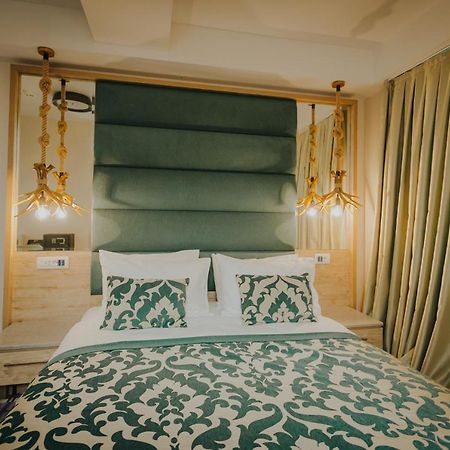 Lostrita - Pastravarie, Hotel & Spa バイア·マーレ エクステリア 写真
