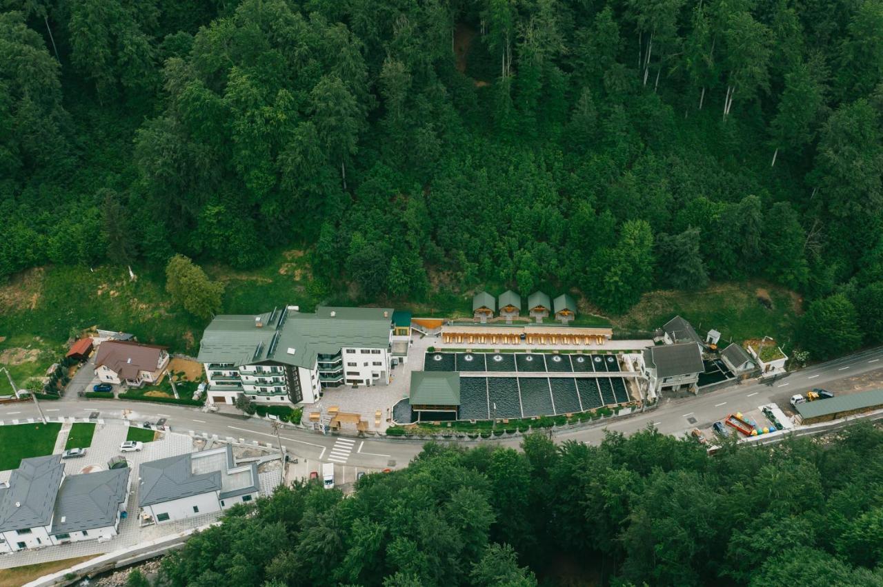 Lostrita - Pastravarie, Hotel & Spa バイア·マーレ エクステリア 写真