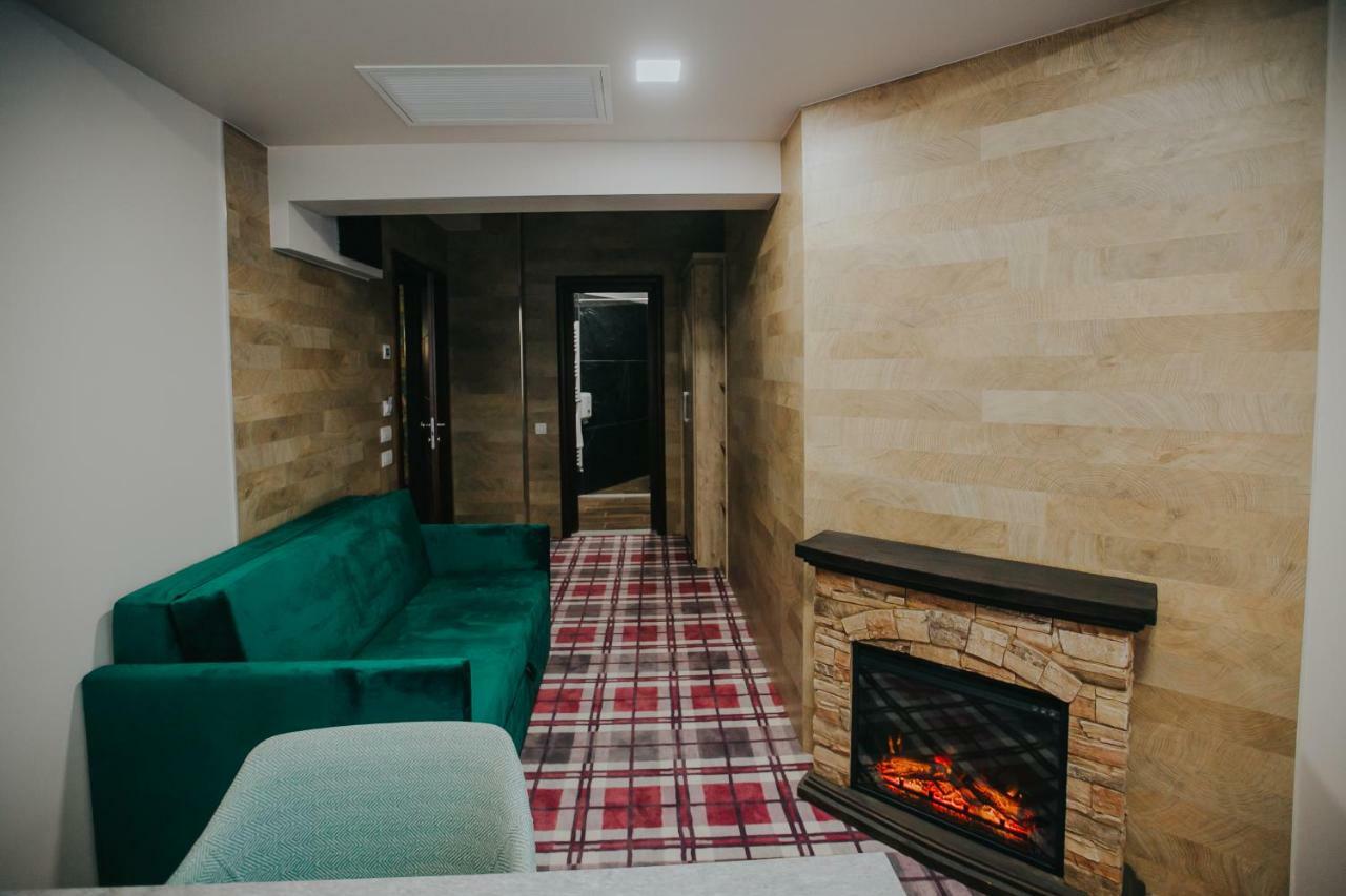 Lostrita - Pastravarie, Hotel & Spa バイア·マーレ エクステリア 写真